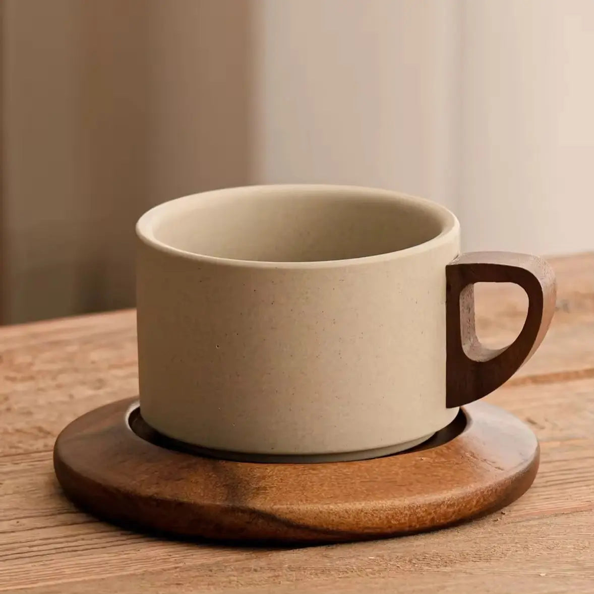 Earthy Ritual Coffee Set – Matte Ceramic Mug & Natural Wood Saucer