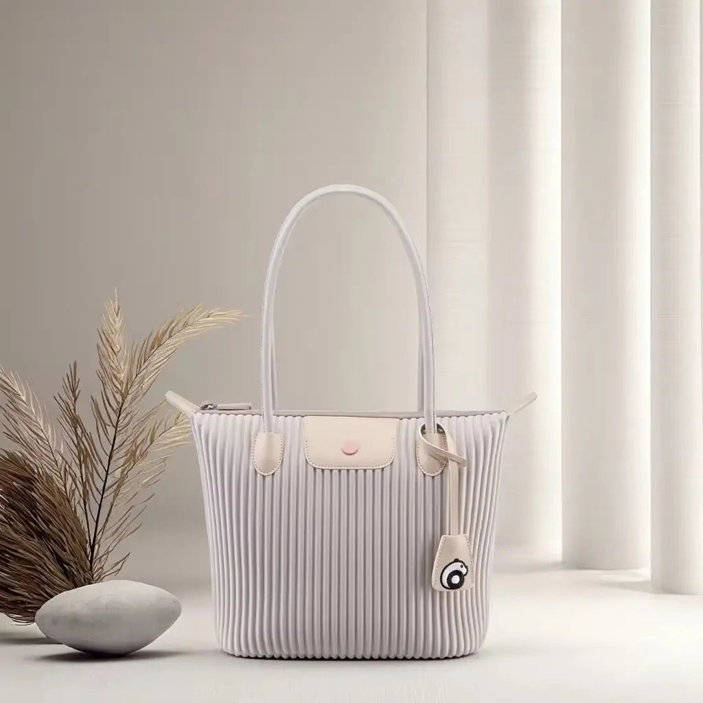 Premium Pleated Everyday Tote – Lightweight Aesthetic Shoulder Bag for Work & Travel