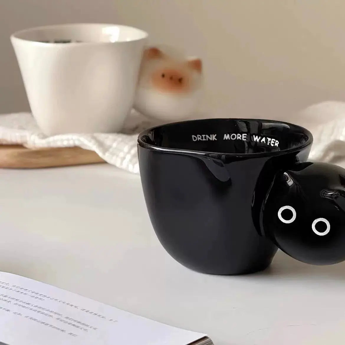 Artisan Peekaboo Cat Mug – Aesthetic Sculptural Ceramic Coffee & Tea Cup
