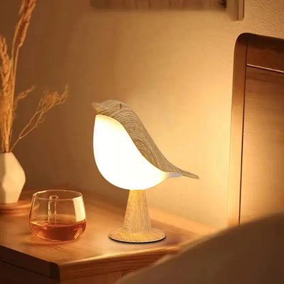 Avis Muse Lamp – Artisan Bird Silhouette LED Night Light & Scandinavian Desk Companion