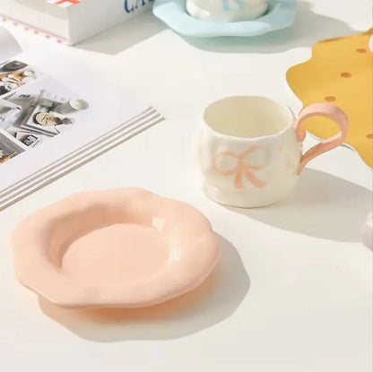 Ribbon-Embossed Espresso Set – Minimalist Bow-Accent Cup & Saucer Duo