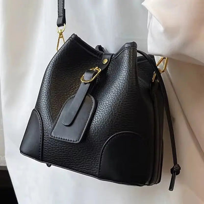 Classic Silhouette Bucket Bag – Minimalist Vegan Leather Crossbody & Shoulder Purse